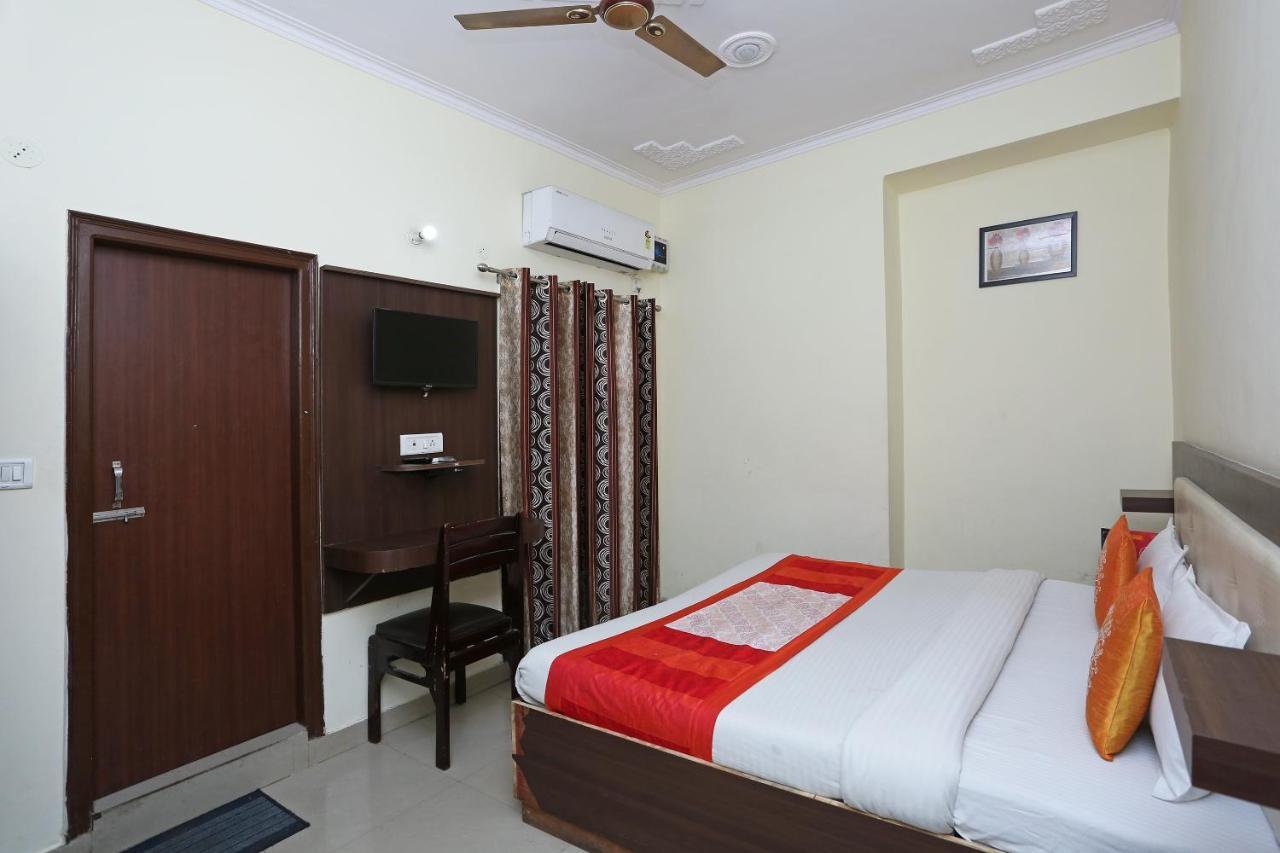 Oyo 5424 Pushpanjali Residency Hotel Dehradun Exterior photo