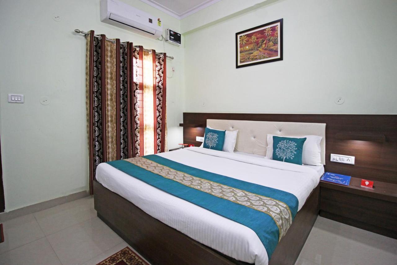 Oyo 5424 Pushpanjali Residency Hotel Dehradun Exterior photo