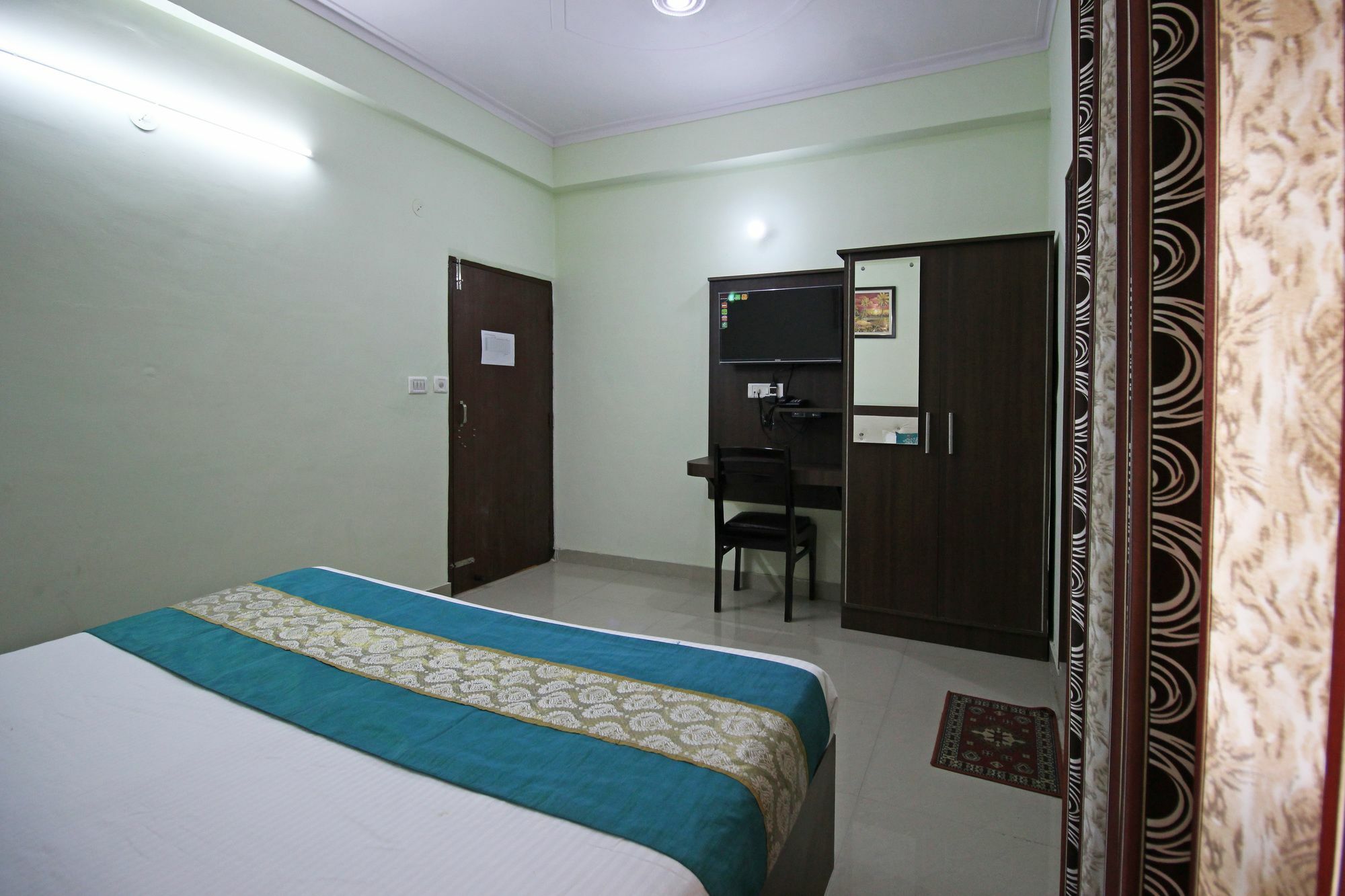 Oyo 5424 Pushpanjali Residency Hotel Dehradun Exterior photo